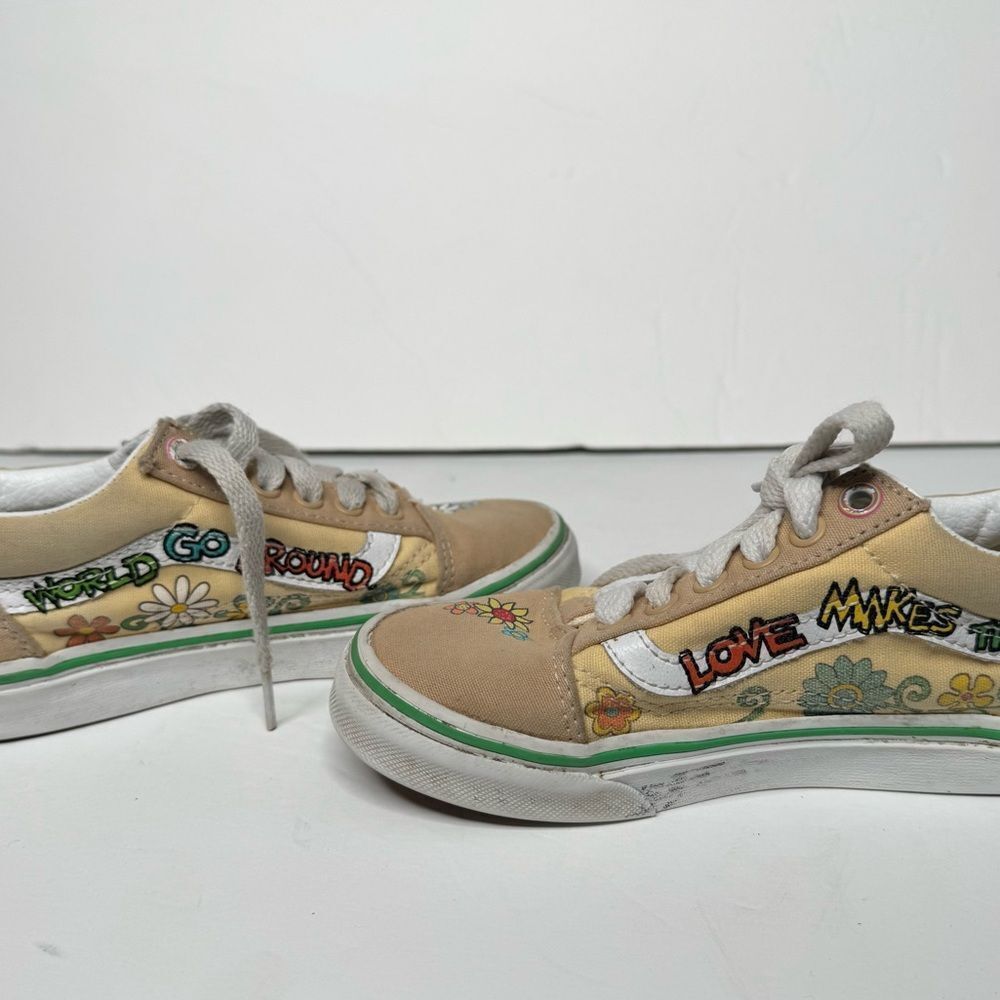 Vans x Sesame Street Old Skool sneakers size 13.5 kids - Picture 8 of 11